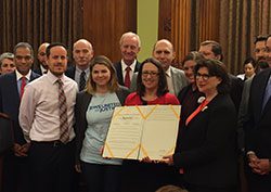 Una nueva resolución del Ayuntamiento de Washington rinde homenaje a los refugiados judíos