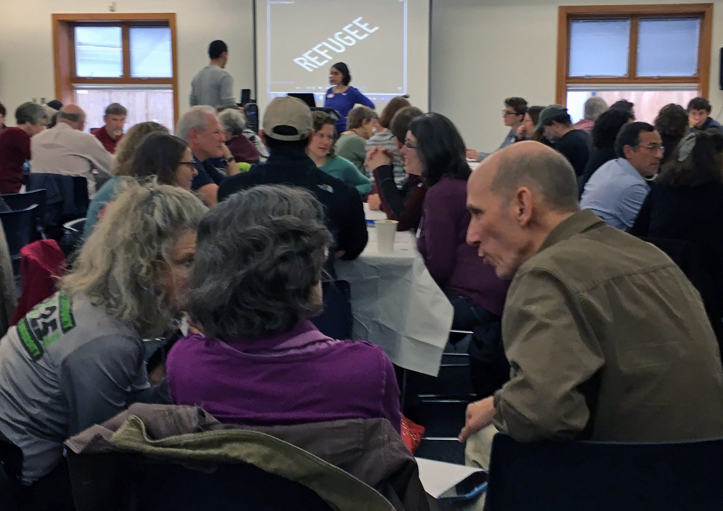 Synagogues Gather to Learn How to Help Refugees