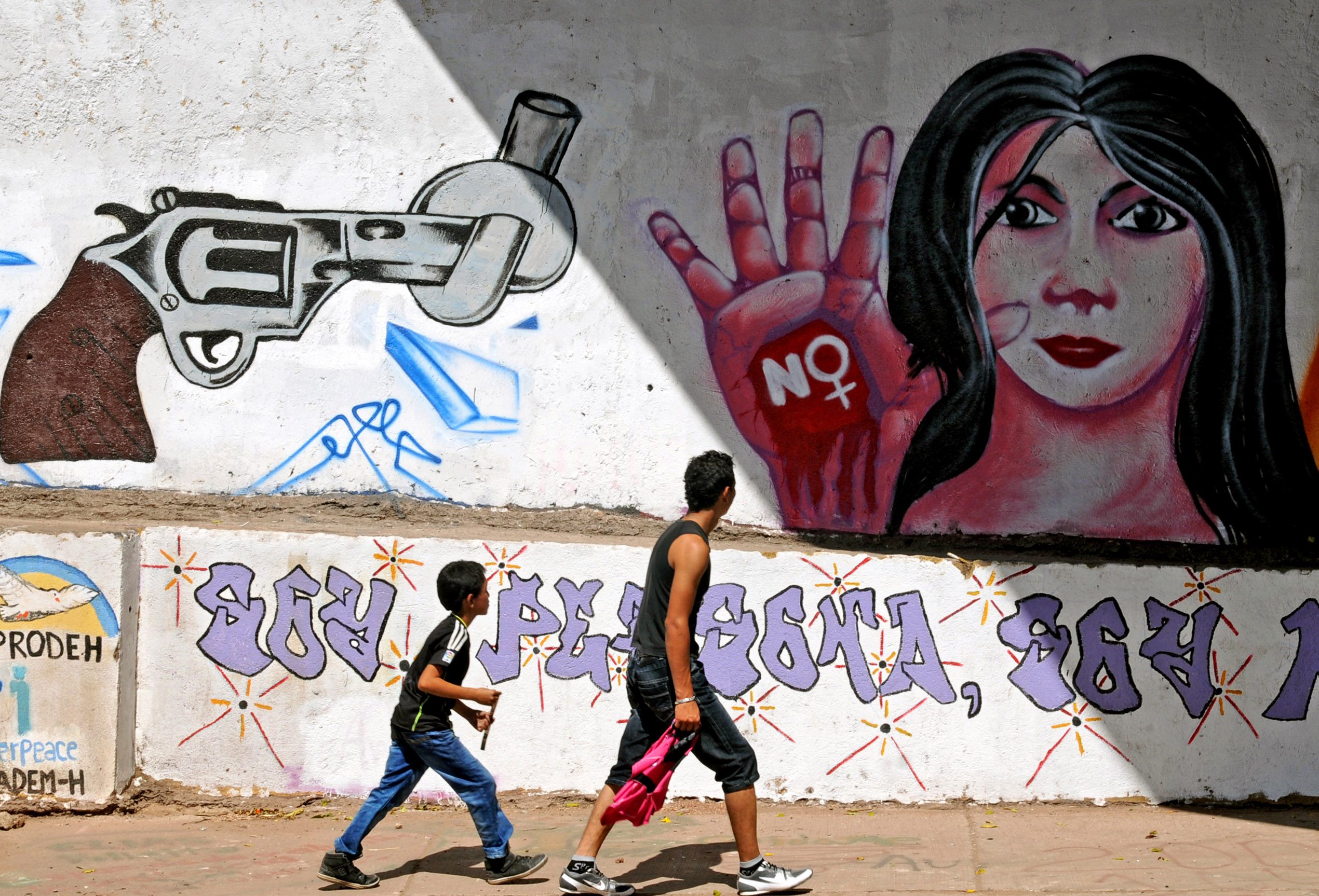 Women on the Run in Central America
