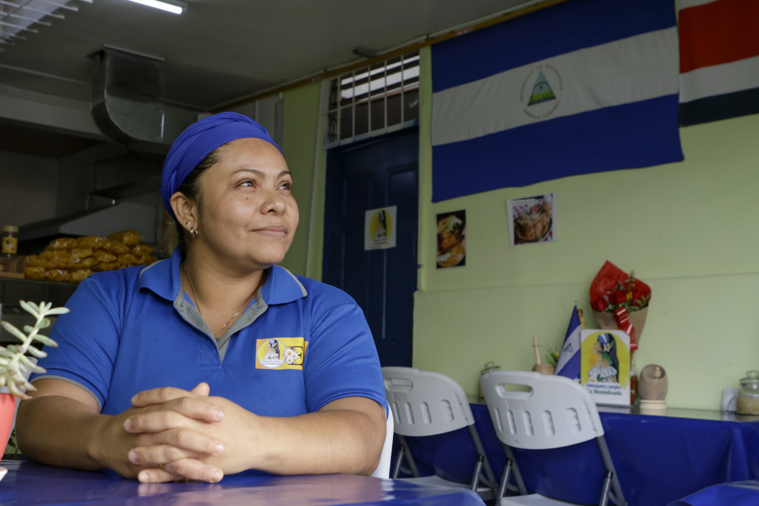 Portrait of Nicaraguan refugee exiled in Costa Rica, Erika Sánchez, 36, at her business 