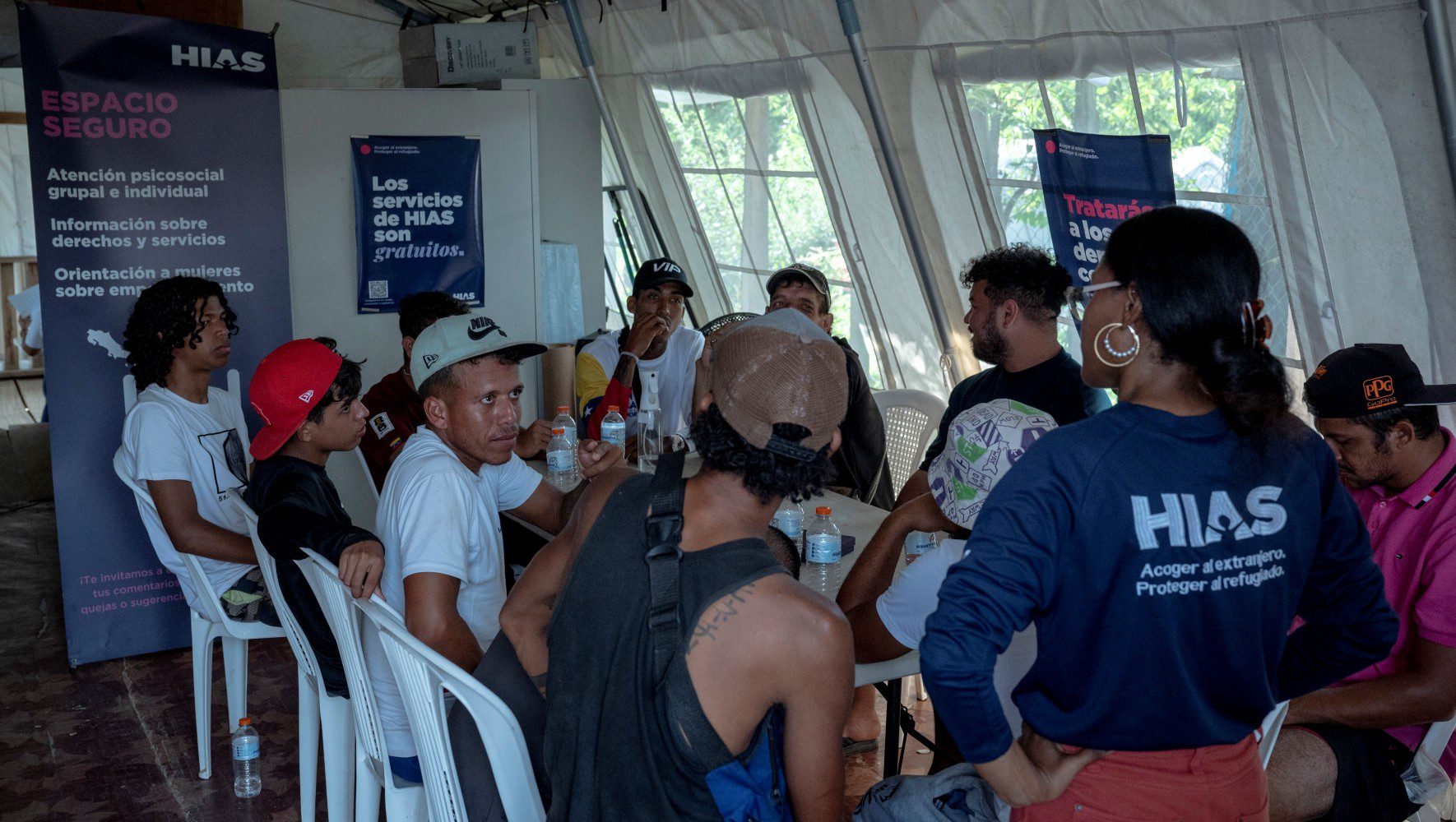 HIAS Panama organizes a self-care workshop with a group of displaced men in the Lajas Blancas migration reception post on October 22, 2024. (Nadege Mazars for HIAS)