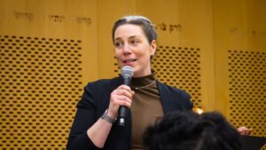 HIAS' Rabbi-in-Residence Sarah Bassin speaks at Temple Israel of Hollywood for HIAS' eighth annual Refugee Shabbat on March 13, 2026 (Andy Romanoff for Temple Israel).