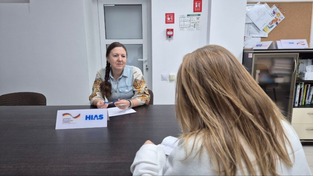 HIAS local partner CASMED provides mental health care to displaced Ukrainian women in Moldova, with the support of GFFO, in 2025. (CASMED)