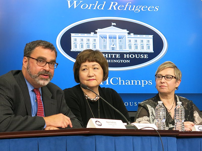 La Casa Blanca rinde homenaje a un refugiado 