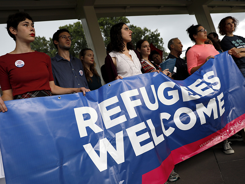 The Jewish Community is Stepping Up for Refugees—Here's How