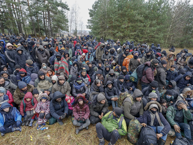 Migrants Caught in the Middle of Poland-Belarus Border Crisis