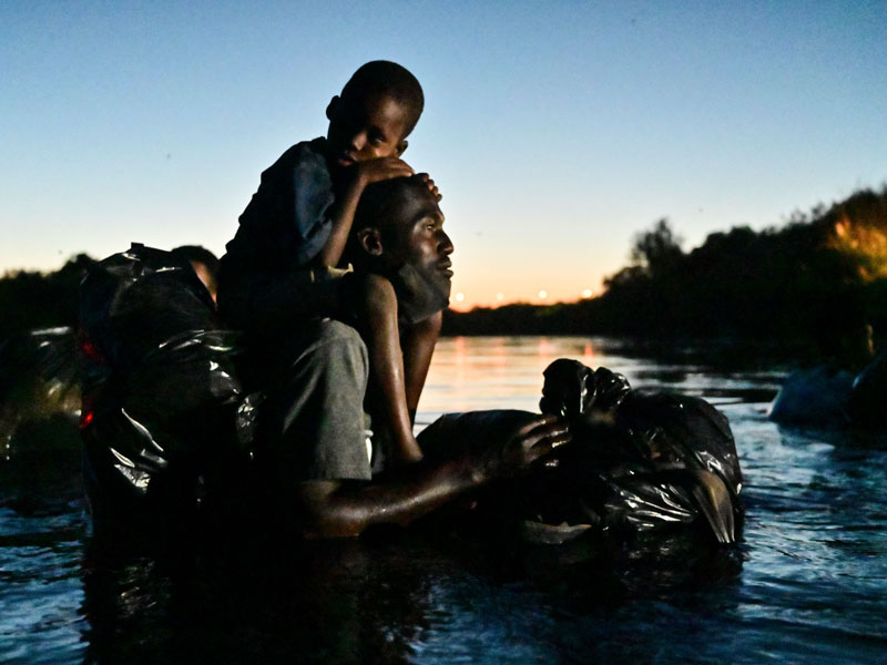 Haitian Bridge Alliance y HIAS luchan juntos contra la injusticia