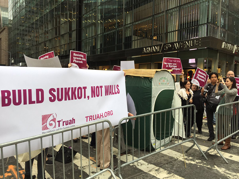 Rabbis Build Sukkah Outside Trump Tower to Promote Welcome